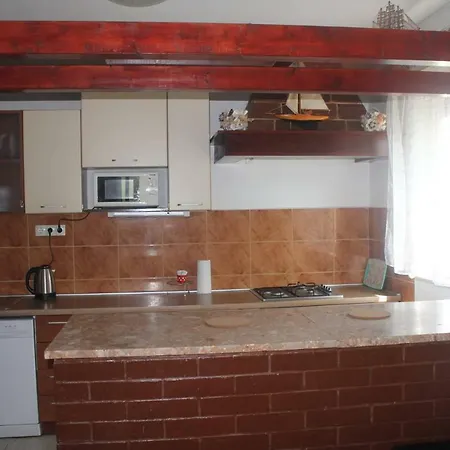 Apartman Ivano Apartment *